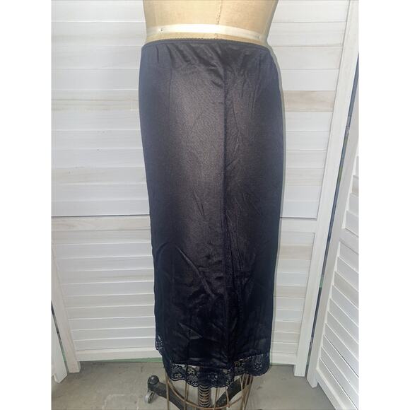 Vintage Private Treasures By Avon Black Nylon/Lace Half Slip Size Small - Picture 5 of 6